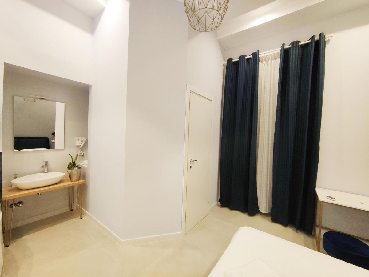 B&B Numero5 Кастелламмаре-ди-Стабия Экстерьер фото