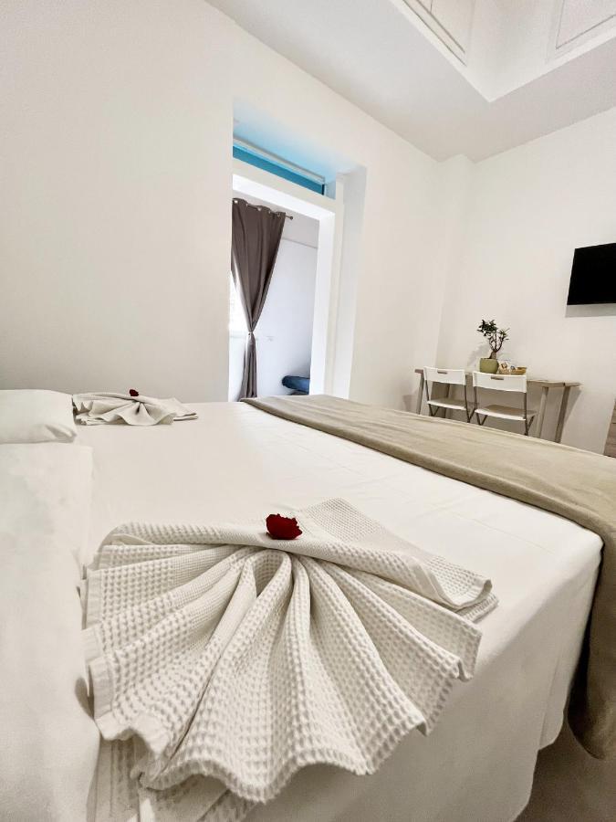 B&B Numero5 Кастелламмаре-ди-Стабия Экстерьер фото